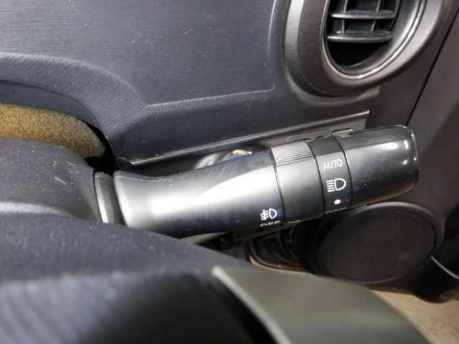 アクア1.5 G ブラックソフトレザーセレクション　本州仕入・ナビ・TV・B/T・レザーシート・本州仕入・純正エアロ・シートヒーター・ステアリングスイッチ・バックカメラ・スマートキー・プッシュスタート 2WD 1500