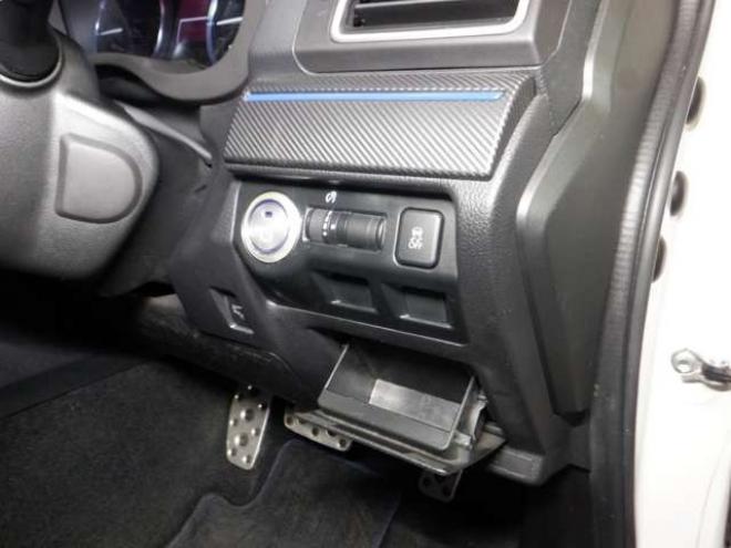 レヴォーグ1.6 GT-S アイサイト 4WD　ナビ・B/T・TV・Bカメラ・ETC・クルコン　本州仕入　USB接続　バックカメラ　サイドカメラ　パワーシート　BSM　LEDヘッドライト　フォグ 1600