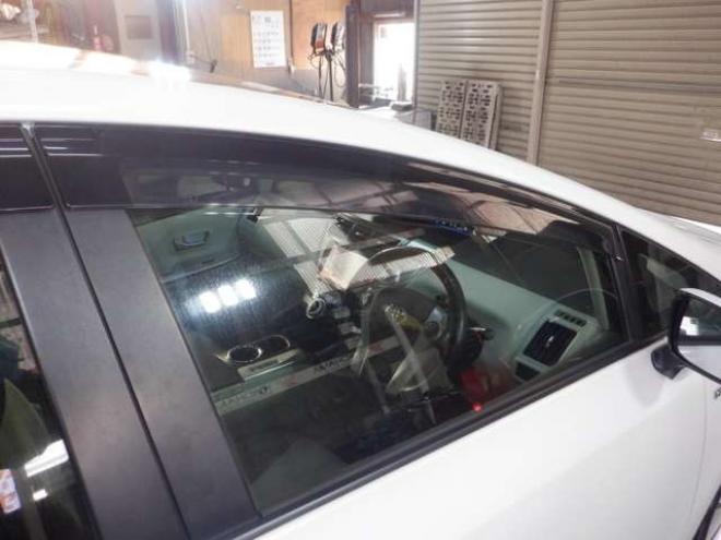 プリウスα1.8 G ツーリングセレクション スカイライトパッケージ　本州仕入・ナビ・TV・B/T・フロントカメラ・バックカメラ・LEDヘッドライト・スカイライトルーフ・スマートキー・プッシュスタート・クルコン・ETC・フォグランプ・ 2WD 1800