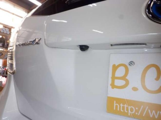 プリウスα1.8 G ツーリングセレクション スカイライトパッケージ　本州仕入・ナビ・TV・B/T・フロントカメラ・バックカメラ・LEDヘッドライト・スカイライトルーフ・スマートキー・プッシュスタート・クルコン・ETC・フォグランプ・ 2WD 1800