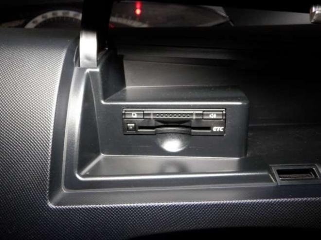 エスティマ2.4 アエラス 4WD　ナビ・TV・B/T・Bカメラ・両側パワスラ　ETC　クルコン　エンスタ　フリップダウンモニター　ワイパーデアイサー　HID　フォグランプ 2400