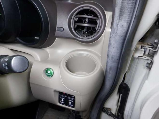 N-BOXG Lパッケージ 4WD　本州仕入・ナビ・TV・Bカメラ・両側電動 660