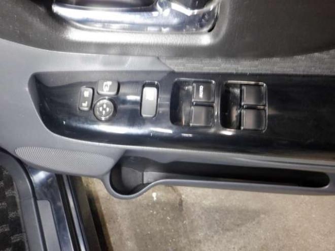 スペーシアカスタム XS 4WD　SDナビ・DTV・USB接続・4WD・パワースライドドア・シートヒーター・HID・フォグランプ・スマートキー・プッシュスタート 660