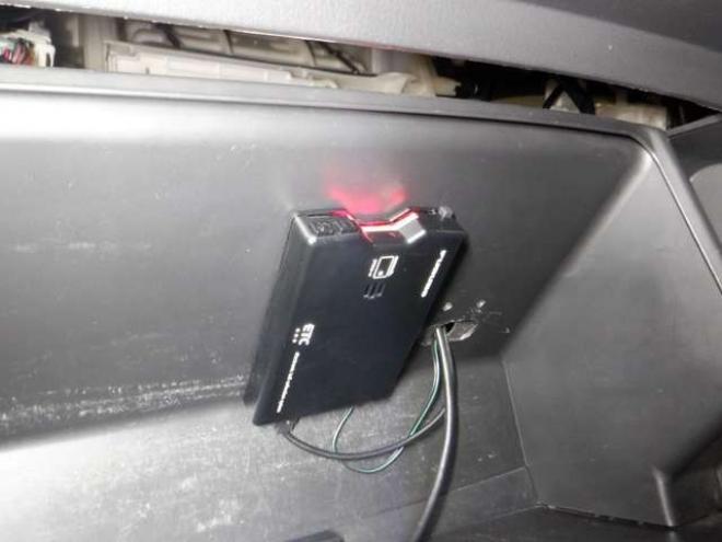 アイシス1.8 プラタナ 4WD　ナビ・TV・B/T・Bカメラ・パワスラ・寒冷地仕様・クリアランスソナー・ETC・リアヒーター・スマートキー・プッシュスタート・社外エンスタ・フォグランプ・オートエアコン 1800