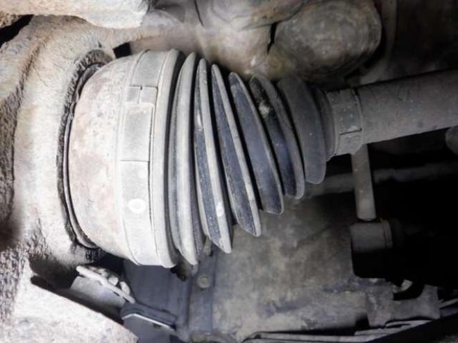 アイシス1.8 プラタナ 4WD　ナビ・TV・B/T・Bカメラ・パワスラ・寒冷地仕様・クリアランスソナー・ETC・リアヒーター・スマートキー・プッシュスタート・社外エンスタ・フォグランプ・オートエアコン 1800