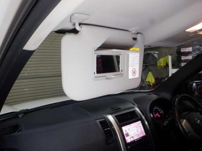 エクストレイル2.0 20Xtt 4WD　ナビ・TV・B/T・Bカメラ・後期型・カプロンシート・キセノン・全席シートヒーター・クルコン・インテリキー・純正AW・フォグランプ・ルーフレール・ETC 2000