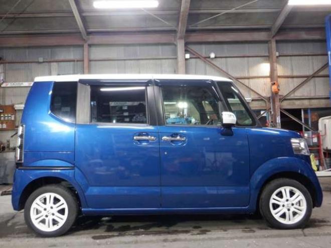 N-BOXG ターボLパッケージ 2トーンカラースタイル 4WD　ナビ・TV・Bカメラ・両側パワスラ・ETC 660