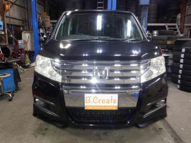 ステップワゴン2.0 スパーダ Z 4WD　ナビ・TV・Bカメラ・B/T・両側電動・スマートキー・ETC・HID・フルフラットシート・VSA・ミラーヒーター・ワイパーデアイサー・リアヒーター・オートライト 2000