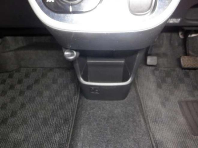 ムーヴカスタム X ハイパー 4WD　ナビ・TV・B/T・LEDヘッドライト・スマートキー・プッシュスタート・アイドリングストップ・ステアリングスイッチ・フォグランプ・オートライト・ベンチシート・純正エンスタ・純正AW 660