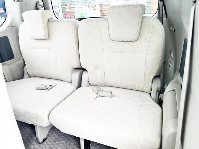 ノア2.0S Gエディション 4WD　ローンが不安な方＜優遇ローン＞両側パワースライドドア　純正ナビ　ワンセグ　バックカメラ 4WD