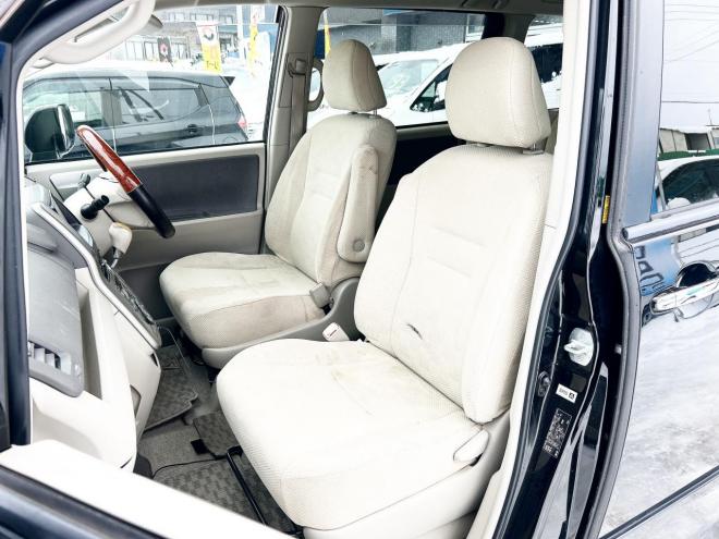 ノア2.0S Gエディション 4WD　ローンが不安な方＜優遇ローン＞両側パワースライドドア　純正ナビ　ワンセグ　バックカメラ 4WD