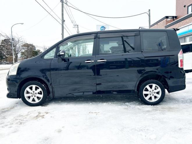 ノア2.0S Gエディション 4WD　ローンが不安な方＜優遇ローン＞両側パワースライドドア　純正ナビ　ワンセグ　バックカメラ 4WD