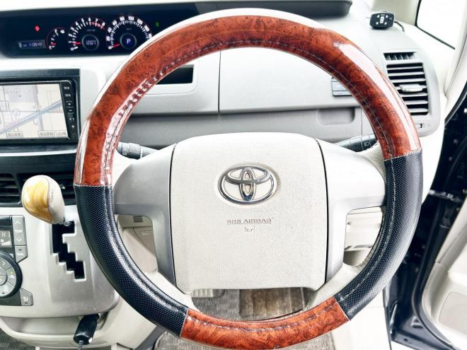 ノア2.0S Gエディション 4WD　ローンが不安な方＜優遇ローン＞両側パワースライドドア　純正ナビ　ワンセグ　バックカメラ 4WD