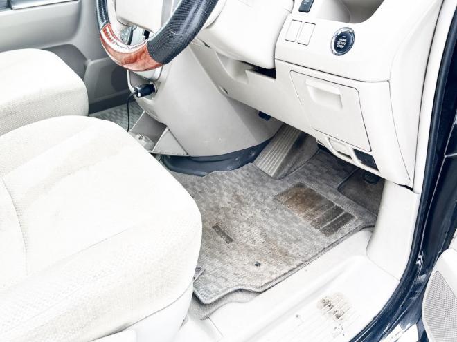 ノア2.0S Gエディション 4WD　ローンが不安な方＜優遇ローン＞両側パワースライドドア　純正ナビ　ワンセグ　バックカメラ 4WD