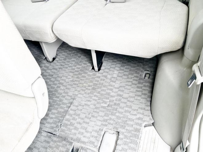 ノア2.0S Gエディション 4WD　ローンが不安な方＜優遇ローン＞両側パワースライドドア　純正ナビ　ワンセグ　バックカメラ 4WD