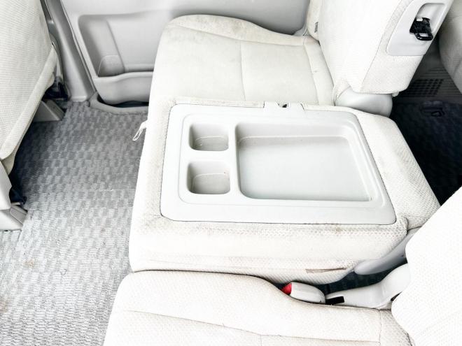 ノア2.0S Gエディション 4WD　ローンが不安な方＜優遇ローン＞両側パワースライドドア　純正ナビ　ワンセグ　バックカメラ 4WD