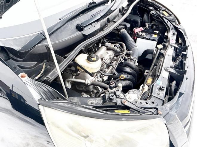 ノア2.0S Gエディション 4WD　ローンが不安な方＜優遇ローン＞両側パワースライドドア　純正ナビ　ワンセグ　バックカメラ 4WD