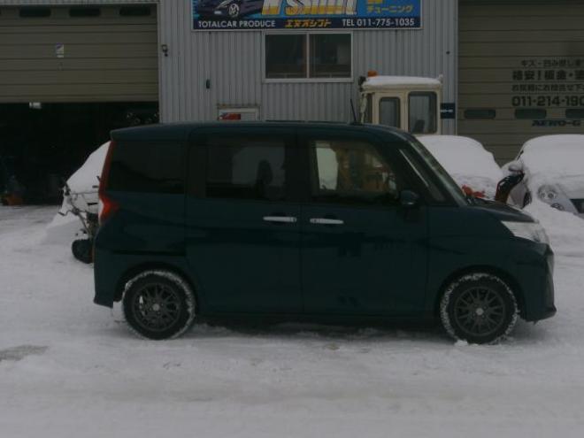 ルーミーG　４WD　ナビ　TV 1000 5Dr