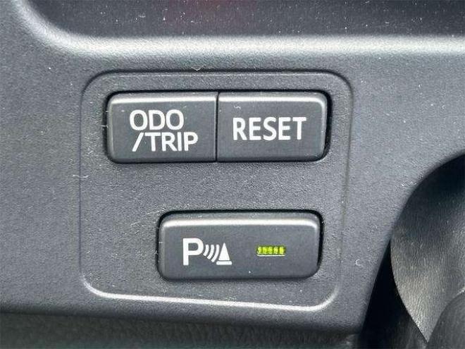 クラウンロイヤル 2.5 ロイヤルサルーン i-Four 4WD　ドライブレコーダー　クリアランスソナー　オートクルーズコントロール　バックカメラ　ナビ　TV　アルミホイール　オートライト　HID　スマートキー　盗難防止システム DVD再生 2500