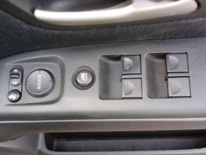 ゼストスパーク W 4WD　ワンオーナー　バックカメラ　純正ステレオ　夏冬タイヤ付 660