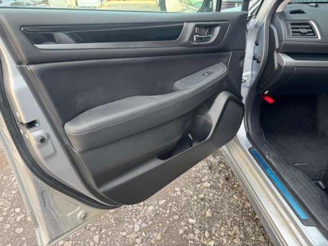 レガシィB4 2.5 リミテッド 4WD　ナビ　TV　Bカメラ　Bluetooth 2500