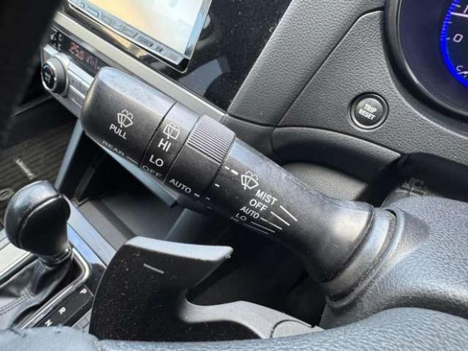 レガシィB4 2.5 リミテッド 4WD　ナビ　TV　Bカメラ　Bluetooth 2500