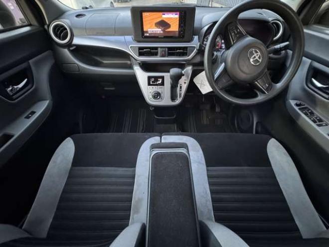 ピクシスジョイC 660 X 4WD　ナビ　TV　Bカメラ　Bluetooth　1年保証　12ヵ月点検済　下廻り防錆塗装済 660