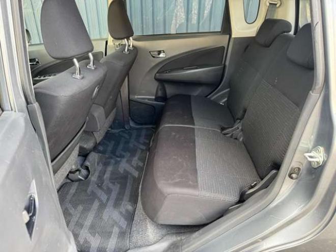 ステラカスタムRS 4WD　ナビ　TV　Bluetooth　HID 660