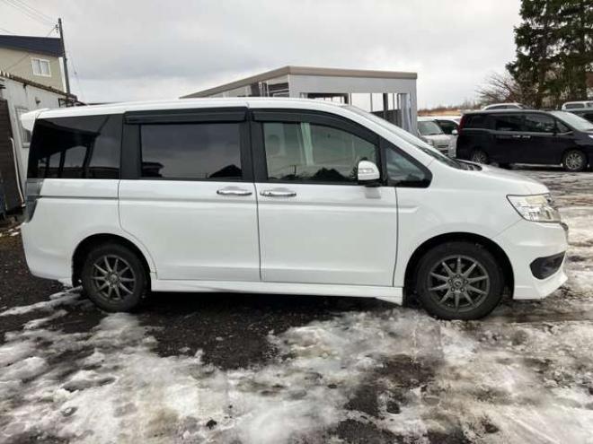 ステップワゴン2.0 スパーダ Z 4WD　 2000