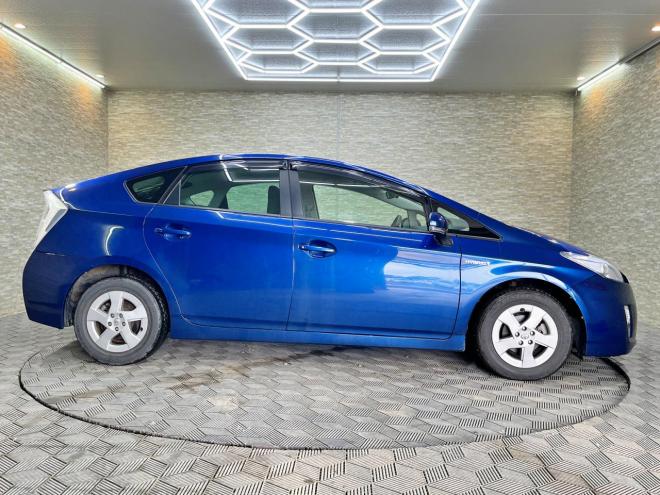 プリウス1.8S 5年保証 スマキー ナビ Bカメ 前後ドラレコ ETC 寒冷地仕様 禁煙 車検整備2年付