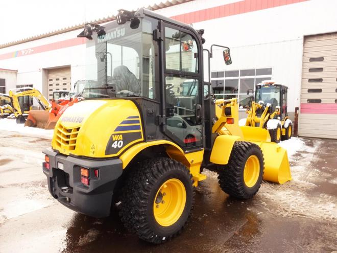ホイールローダコマツ WA40-8　バケット容量0.5m3　