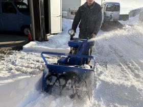 除雪機　ysm870 8馬力12.8万円　TY-1090 10馬力　15万円