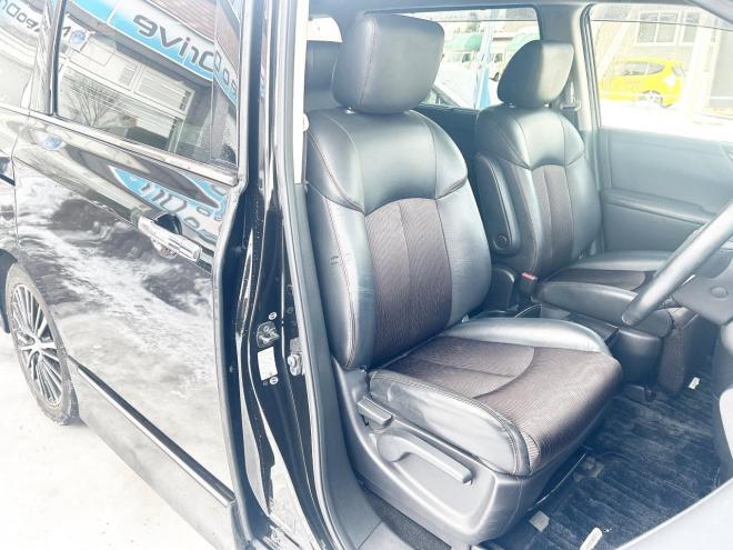 エルグランド2.5 250ハイウェイスター 4WD　 ローンが不安な方＜優遇ローン＞本州仕入　寒冷地仕様　パワースライドドア　純正ナビ 4WD