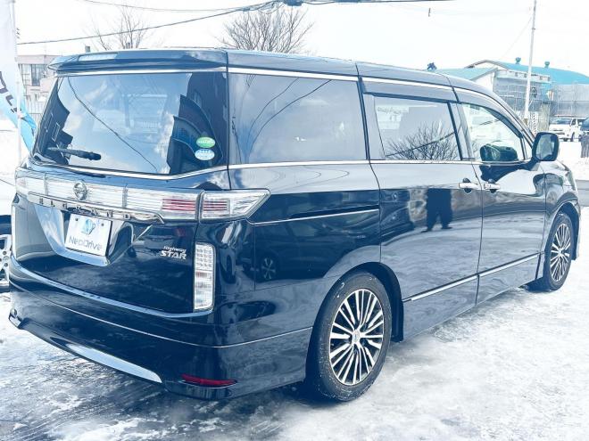 エルグランド2.5 250ハイウェイスター 4WD　 ローンが不安な方＜優遇ローン＞本州仕入　寒冷地仕様　パワースライドドア　純正ナビ 4WD