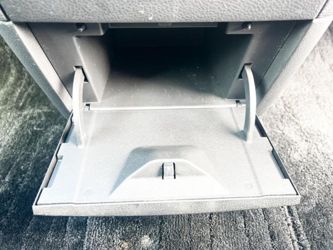 エルグランド2.5 250ハイウェイスター 4WD　 ローンが不安な方＜優遇ローン＞本州仕入　寒冷地仕様　パワースライドドア　純正ナビ 4WD