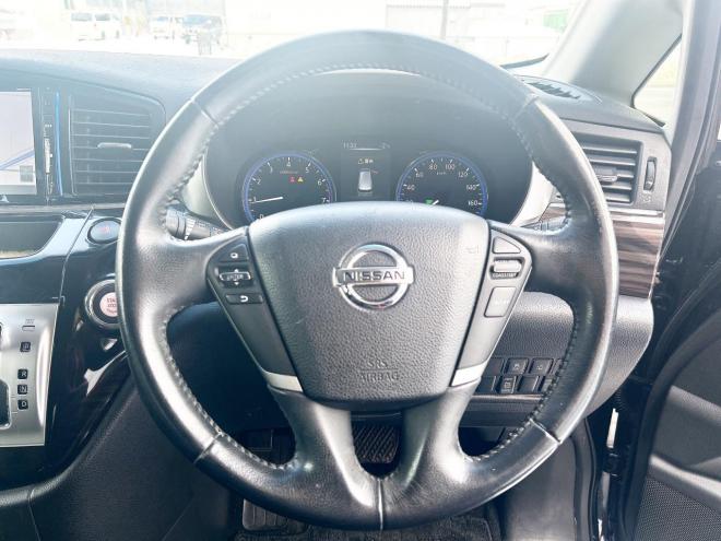 エルグランド2.5 250ハイウェイスター 4WD　 ローンが不安な方＜優遇ローン＞本州仕入　寒冷地仕様　パワースライドドア　純正ナビ 4WD