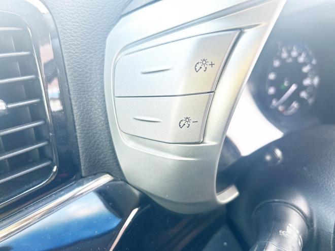 エルグランド2.5 250ハイウェイスター 4WD　 ローンが不安な方＜優遇ローン＞本州仕入　寒冷地仕様　パワースライドドア　純正ナビ 4WD