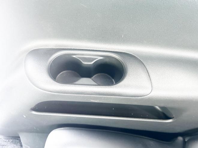 エルグランド2.5 250ハイウェイスター 4WD　 ローンが不安な方＜優遇ローン＞本州仕入　寒冷地仕様　パワースライドドア　純正ナビ 4WD