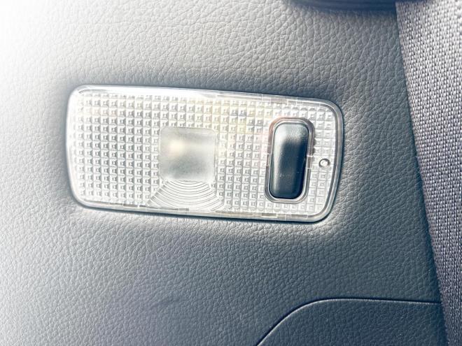 エルグランド2.5 250ハイウェイスター 4WD　 ローンが不安な方＜優遇ローン＞本州仕入　寒冷地仕様　パワースライドドア　純正ナビ 4WD