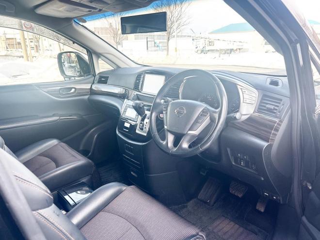 エルグランド2.5 250ハイウェイスター 4WD　 ローンが不安な方＜優遇ローン＞本州仕入　寒冷地仕様　パワースライドドア　純正ナビ 4WD