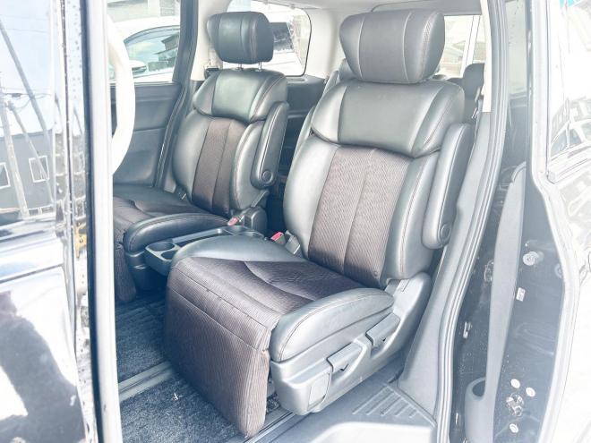 エルグランド2.5 250ハイウェイスター 4WD　 ローンが不安な方＜優遇ローン＞本州仕入　寒冷地仕様　パワースライドドア　純正ナビ 4WD