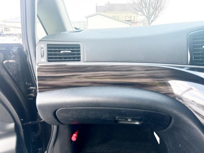 エルグランド2.5 250ハイウェイスター 4WD　 ローンが不安な方＜優遇ローン＞本州仕入　寒冷地仕様　パワースライドドア　純正ナビ 4WD