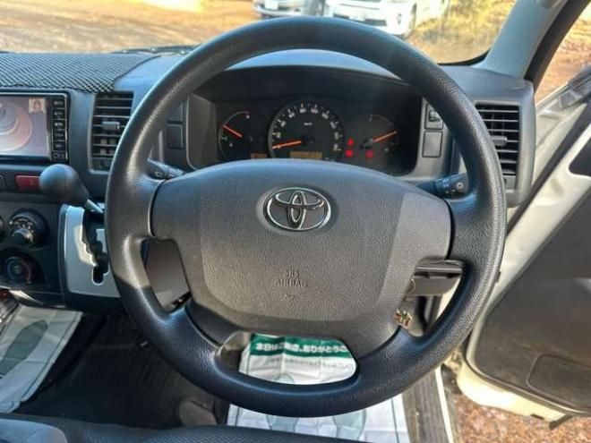 ハイエースバン3.0 DX ロング ハイルーフ GLパッケージ ディーゼルターボ 4WD　純正ナビTV　バックカメラ　寒冷地仕様　キーレス　ETC　ワンオーナー　パワーウィンドウ　パワステ　両側スライドドア 3000