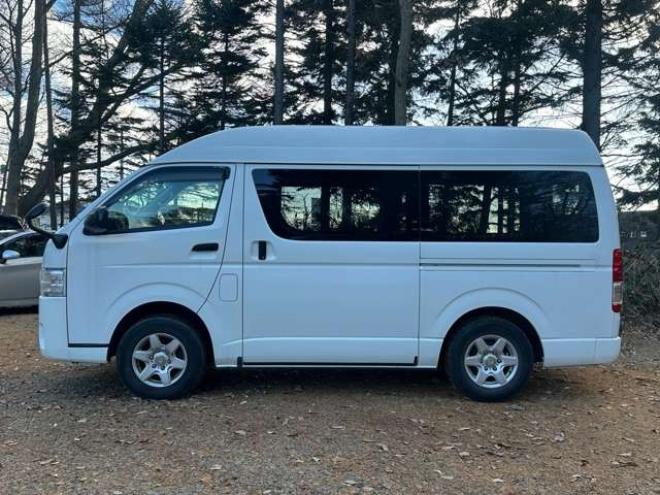 ハイエースバン3.0 DX ロング ハイルーフ GLパッケージ ディーゼルターボ 4WD　純正ナビTV　バックカメラ　寒冷地仕様　キーレス　ETC　ワンオーナー　パワーウィンドウ　パワステ　両側スライドドア 3000