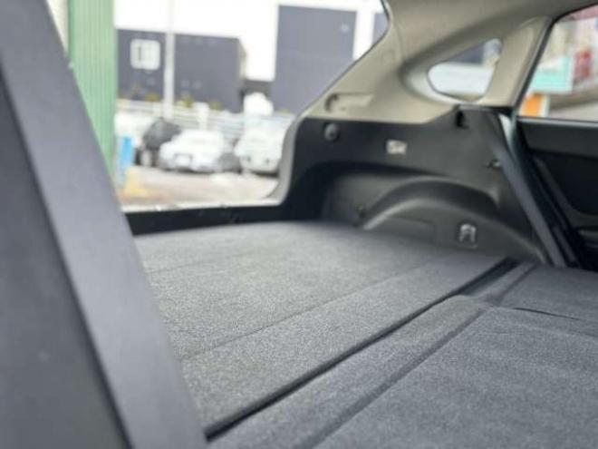 インプレッサXVハイブリッド 2.0i 4WD　ナビ　ワンセグ　アルミホイール　クルーズコントロール　ABS　横滑り防止装置　盗難防止装置　パワステ　パワーウィンドウ　スマートキー　キーレスエントリー　MTモード付　アイドリングストップ　ETC 2000