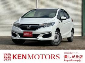 フィット　1.5 ハイブリッド F 4WD　純正ナビ　バックカメラ　ETC　パワステ　パワーウィンドウ　ABS　キーレスエントリー 1500