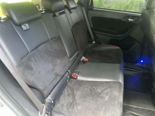 フォレスター2.0 tS 4WD　300台限定車/ターボ/社外ナビ/Bカメラ/電動リアゲート 2000