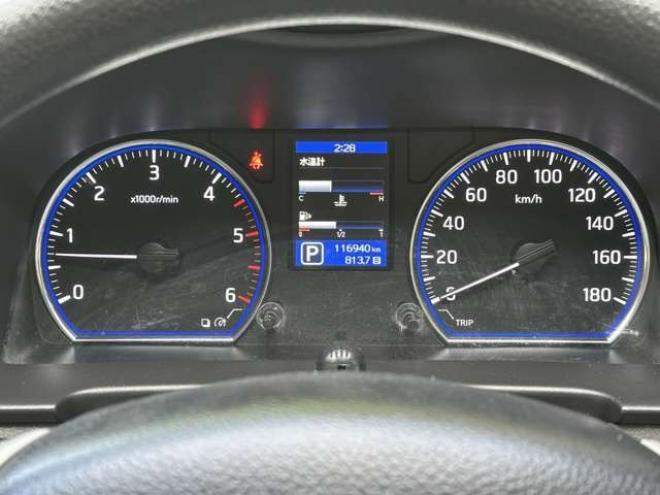 キャラバンNV350 2.5 プレミアムGX ロングボディ ディーゼルターボ 4WD　パワステ　パワーウィンドウ　純正ナビ　社外アルミ　ABS　リアヒーター　フルセグ　バックカメラ　ETC　キーレス　両側スライドドア 2500