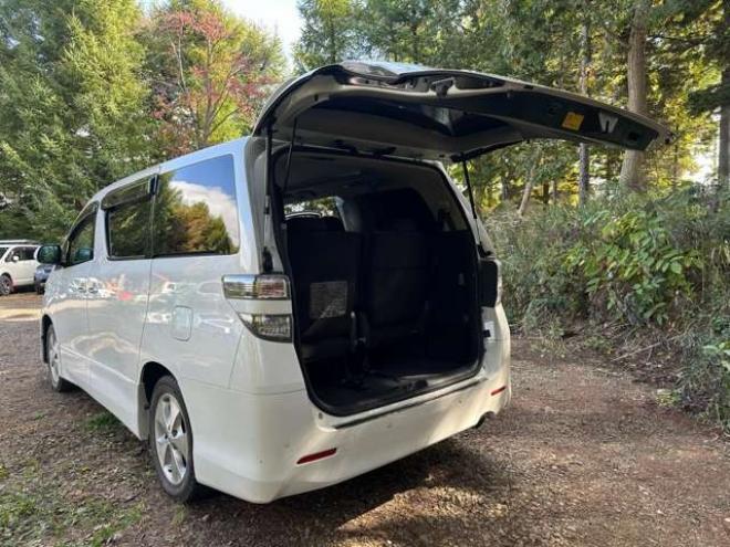 ヴェルファイア3.5 Z プラチナセレクションII 4WD　両側電動スライドドア　パワステ　パワーウィンドウ　ABS　クルーズコントロール　電動リアゲート　地デジナビ　バックカメラ　ETC　キーレス　純正アルミ　3列シート　後席モニター 3500