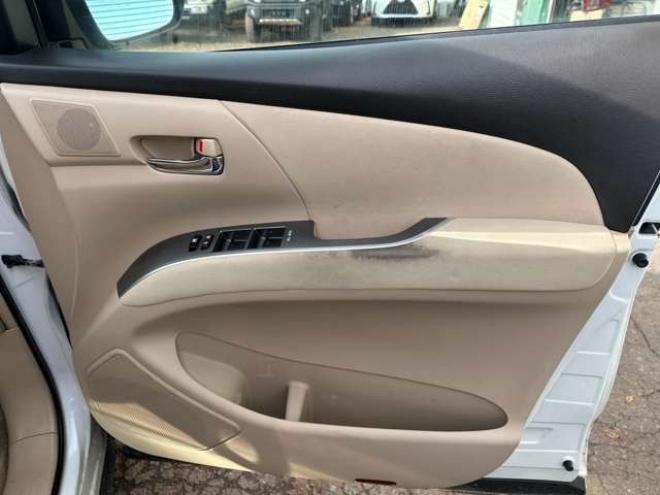 エスティマハイブリッド2.4 X 4WD　ETC　地デジ　クルーズコントロール　純正オーディオ　バックカメラ　両側スライドドア左側電動　3列シート　パワステ　パワーウィンドウ　純正アルミ　ABS　キーレスエントリー 2400